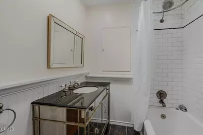 13902 Calvert Street, Los Angeles, CA 91401 - Photo 16