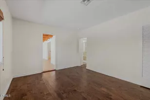 13902 Calvert St, Van Nuys, CA 91401 - Photo 26