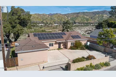 10755 Wheatland Avenue, Sunland, CA 91040 - Photo 2