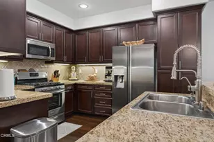 34 Secret Hollow Ln, Newbury Park, CA 91320 - Photo 8