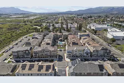 586 Apricot Lane, Fillmore, CA 93015 - Photo 2