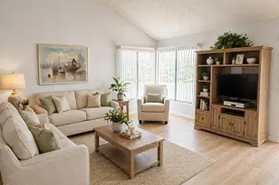 35208 Village 35, Camarillo, CA 93012 - Photo 10