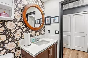 2820 Wagon Wheel Rd, Oxnard, CA 93036 - Photo 22