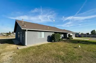 4438 Cannon St, Bakersfield, CA 93314 - Photo 2