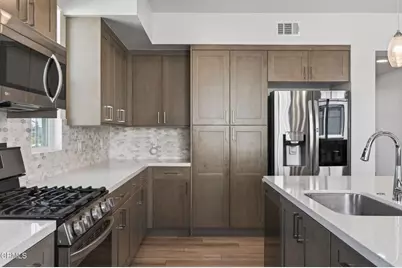 2850 Wagon Wheel #402, Oxnard, CA 93036 - Photo 12