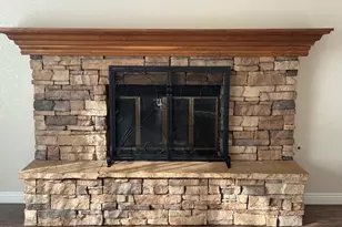 1327 Johnson Dr, Ventura, CA 93003 - Photo 4