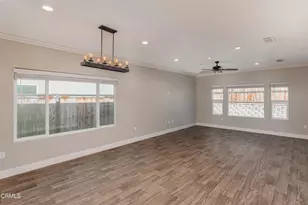 9634 Silver Falls Ln, Shafter, CA 93263 - Photo 2