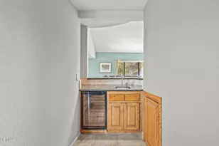 15870 Calumet Ct, Riverside, CA 92506 - Photo 14