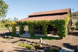 11666 Santa Rosa Rd, Camarillo, CA 93012 - Photo 46