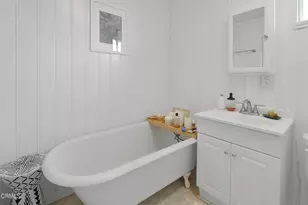 11666 Santa Rosa Rd, Camarillo, CA 93012 - Photo 62