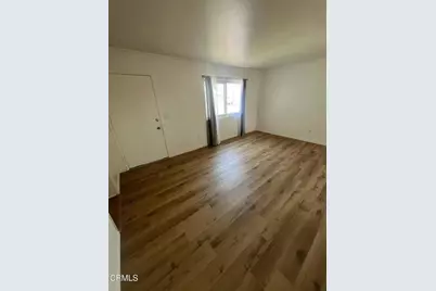 209 W Santa Barbara Street, Santa Paula, CA 93060 - Photo 12