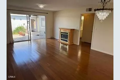 137 E Garden Green, Port Hueneme, CA 93041 - Photo 4