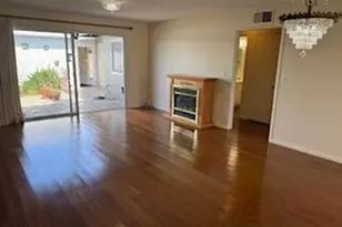 137 E Garden Green, Port Hueneme, CA 93041 - Photo 4