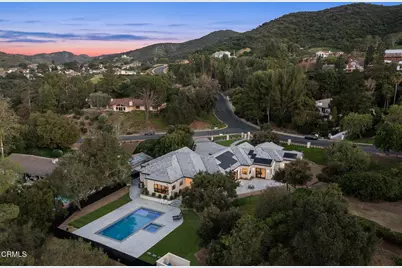 395 Sherwood Court, Thousand Oaks, CA 91361 - Photo 32