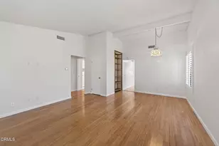 42063 Village 42, Camarillo, CA 93012 - Photo 6