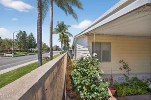 8 Calle Fronte, Camarillo, CA 93012 - Photo 22