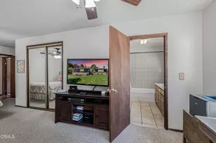 10411 Johanna Ave, Los Angeles, CA 91040 - Photo 34
