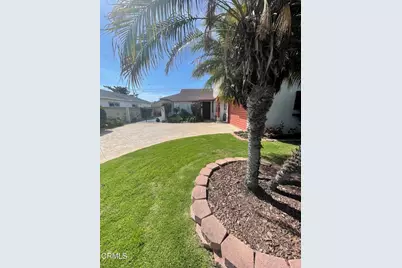 622 E Poplar Street, Oxnard, CA 93033 - Photo 2