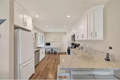 26102 Village 26, Camarillo, CA 93012 - Photo 16