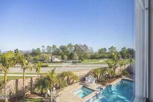 9898 Rhone St, Ventura, CA 93004 - Photo 40