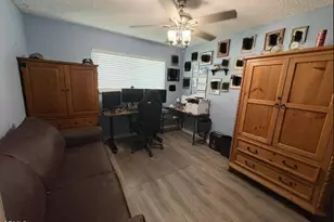 554 W Ave J-11, Lancaster, CA 93534 - Photo 4