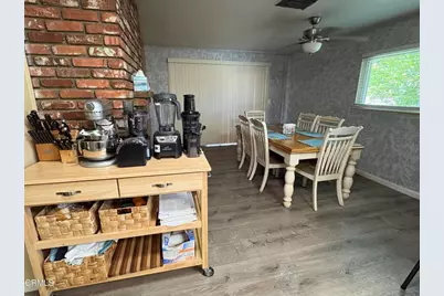 554 W Avenue J-11, Lancaster, CA 93534 - Photo 6
