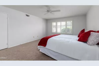 40218 Village 40, Camarillo, CA 93012 - Photo 14