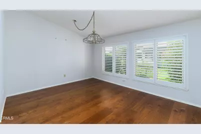 40218 Village 40, Camarillo, CA 93012 - Photo 28