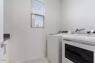 1085 Canal St, Oxnard, CA 93035 - Photo 44