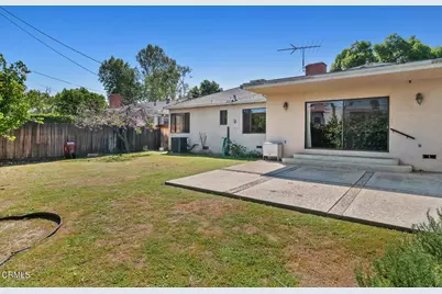 17835 Tarzana Street, Encino, CA 91316 - Photo 26