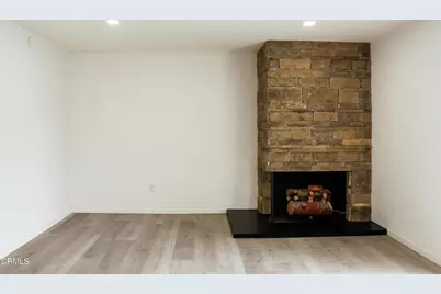 1430 Huntswood Way, Oxnard, CA 93030 - Photo 4