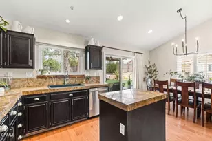 215 Apple Ave, Ventura, CA 93004 - Photo 8