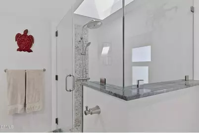 379 McGill Avenue, Ventura, CA 93003 - Photo 32