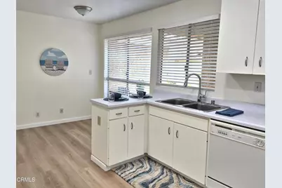 3225 Village 3, Camarillo, CA 93012 - Photo 10