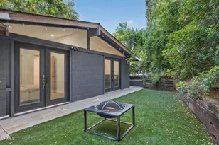 22261 Ybarra Rd, Woodland Hills, CA 91364 - Photo 36