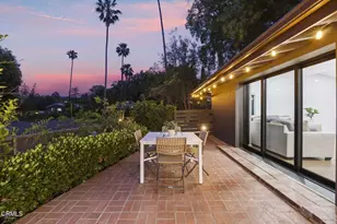 22261 Ybarra Rd, Woodland Hills, CA 91364 - Photo 42