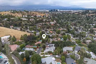 22261 Ybarra Rd, Woodland Hills, CA 91364 - Photo 44