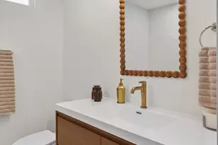 921 Calle Pinata, Thousand Oaks, CA 91320 - Photo 26