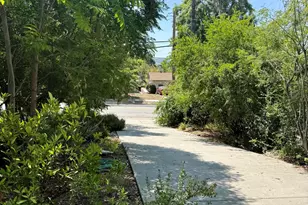 403 W 5th St, San Dimas, CA 91773 - Photo 2