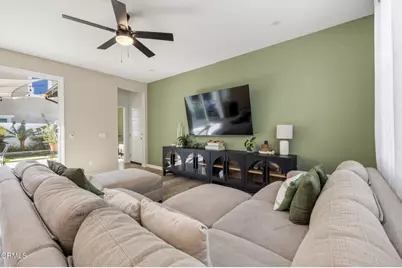 209 Murcott Avenue, Piru, CA 93040 - Photo 12