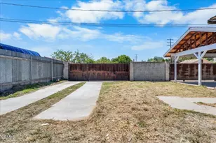 952 N Main St, Piru, CA 93040 - Photo 16