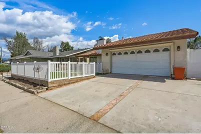 2082 Belgrave Court, Simi Valley, CA 93063 - Photo 10
