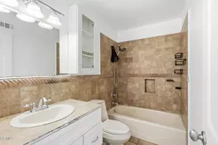 2082 Belgrave Ct, Simi Valley, CA 93063 - Photo 40