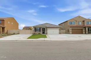 7812 Strawberry Ln, Bakersfield, CA 93313 - Photo 4