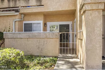 2065 Blackberry Circle, Oxnard, CA 93036 - Photo 4