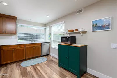 42308 Village 42, Camarillo, CA 93012 - Photo 12