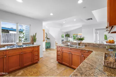 2521 Pierpont Boulevard, Ventura, CA 93001 - Photo 10