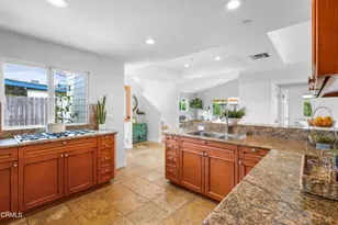 2521 Pierpont Blvd, Ventura, CA 93001 - Photo 10