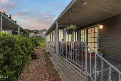 5 Robertson Way #5, Thousand Oaks, CA 91320 - Photo 4