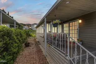 5 Robertson Way, Thousand Oaks, CA 91320 - Photo 4